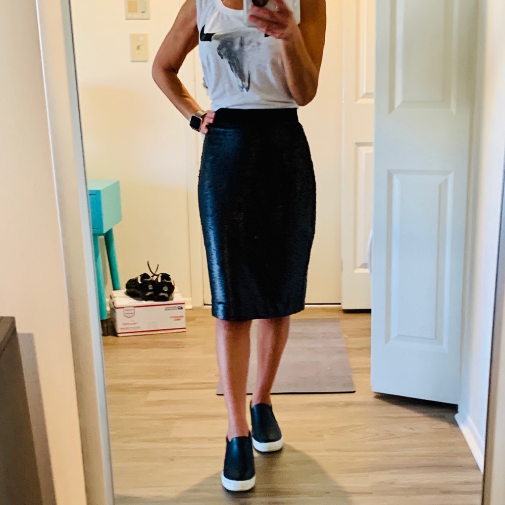 Banana Republic sequin skirt